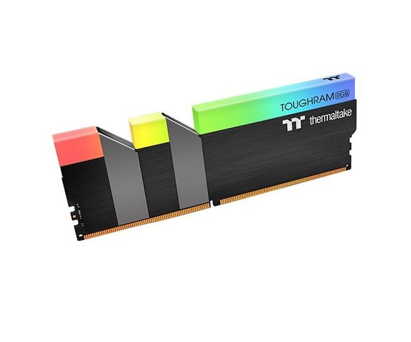 Thermaltake TOUGHRAM RGB 8GB DDR4 3000MHz Desktop RAM