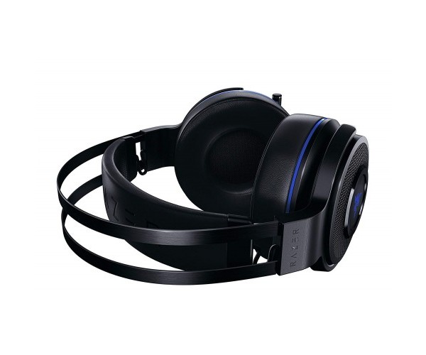 Razer Thresher 7.1 - Wireless Surround Headset for PlayStation 4
